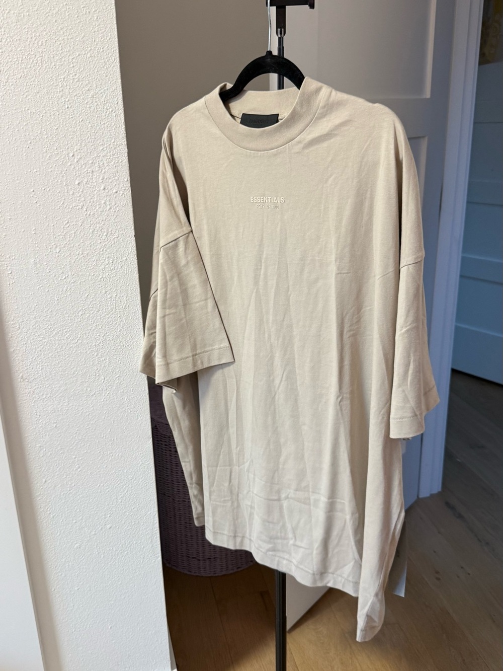Fear of God Essentials Men’s Oversized Beige Short-Sleeve Tee